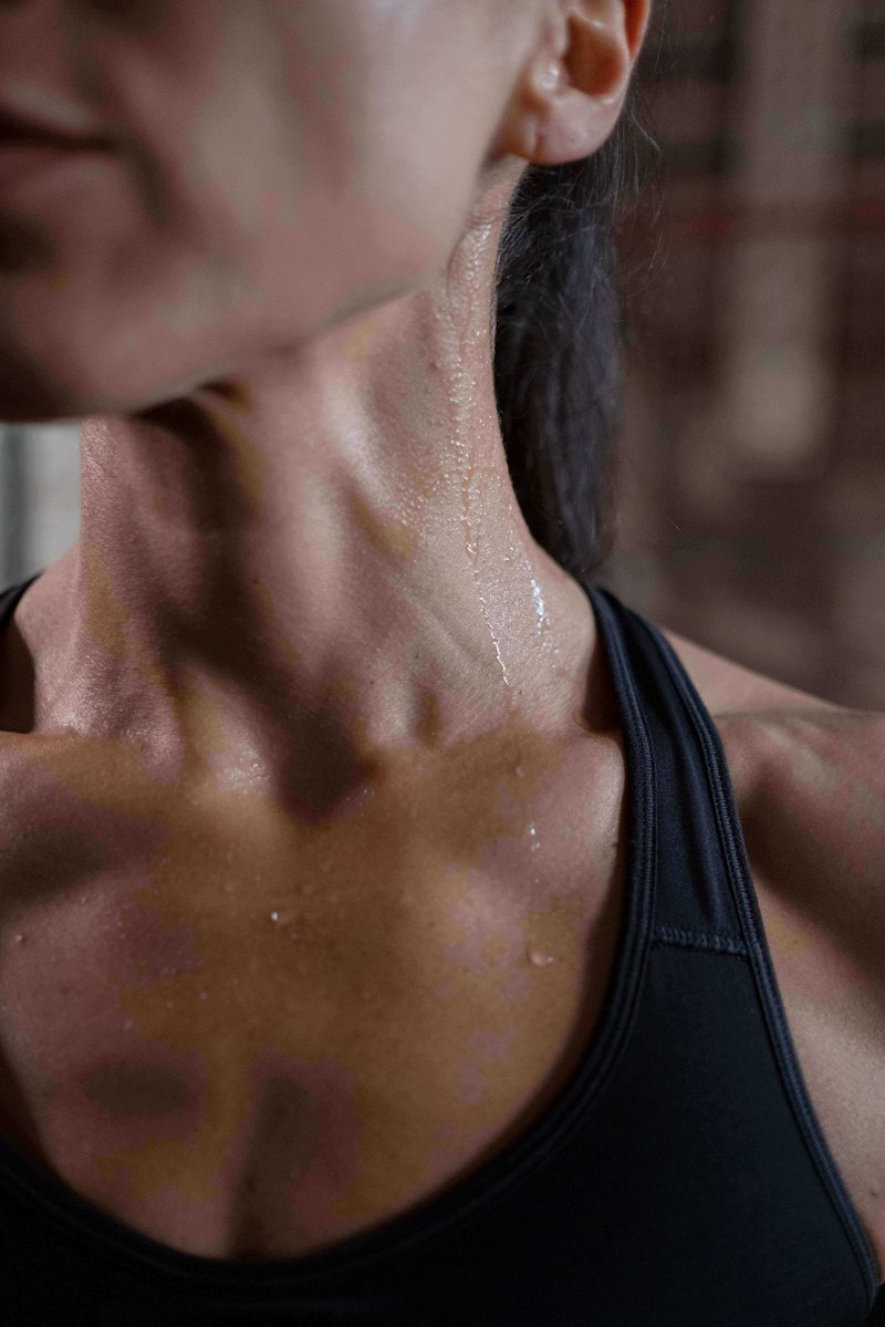 which l carnitine is best for pcos L-carnitine is an amino acid that is produced in your body that helps the  body turn fat into energy. Carnitine is found in nearly all cells of the  body and researchers have